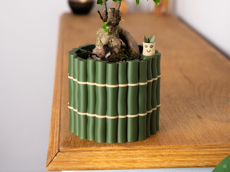 Bamboo Textured Self-Watering Plant Pot with Cute Water Level Indicator